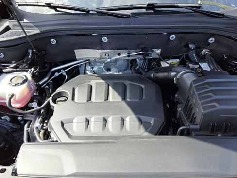 Used 2024 Volkswagen Atlas SEL Premium R-Line image 21