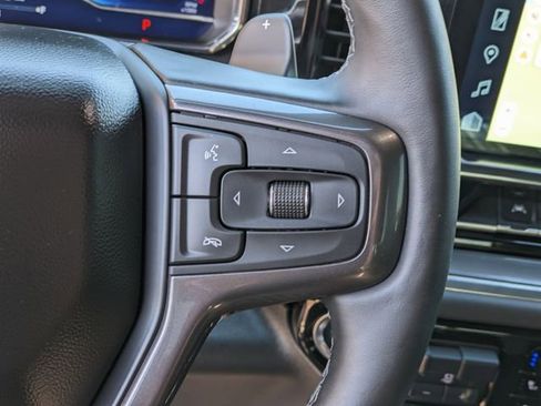 Certified 2025 Chevrolet Silverado 1500 High Country AWD/4WD image 33