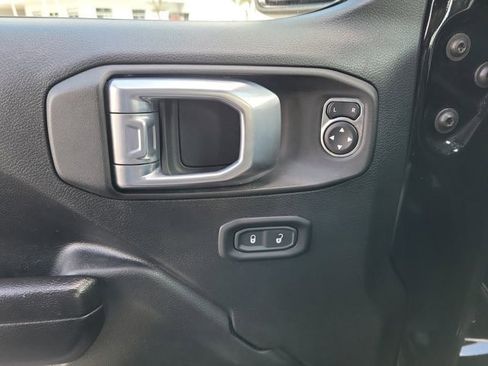 Certified 2021 Jeep Wrangler Unlimited Islander image 30