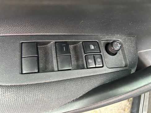 Used 2023 Toyota Corolla LE image 16