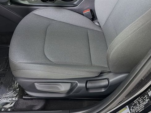 Used 2025 Kia K4 LX image 21