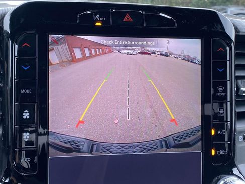 New 2026 RAM 1500 4x4 Crew Cab image 28