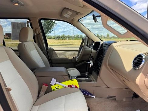Used 2007 Ford Explorer XLT AWD/4WD image 22