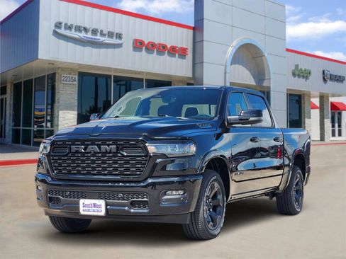 New 2026 RAM 1500 4x4 Crew Cab image 2