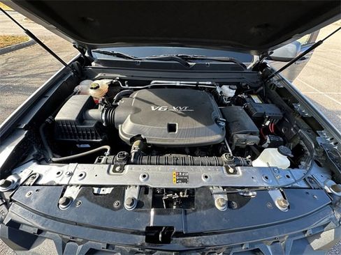 Used 2022 Chevrolet Colorado ZR2 w/ ZR2 Dusk Special Edition image 30