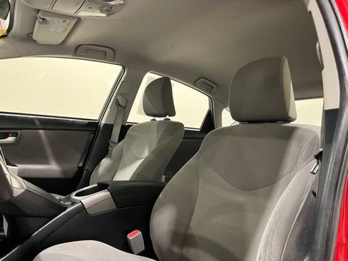 Used 2014 Toyota Prius Two image 14