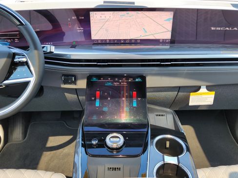 New 2025 Cadillac Escalade IQ Sport 1 w/ Smart Trailering package AWD/4WD image 19