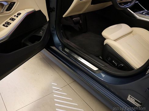 Certified 2026 BMW 330i xDrive Sedan AWD/4WD image 28