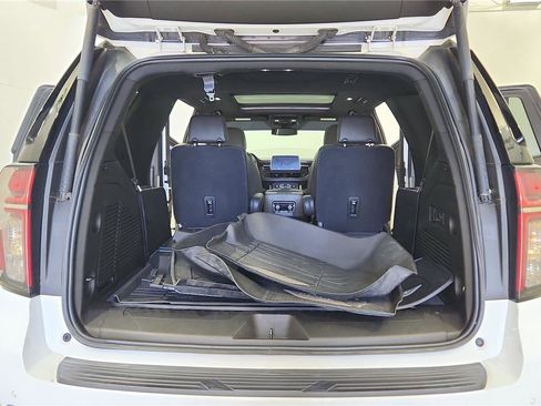 Used 2021 Chevrolet Tahoe LT w/ LT Signature Plus Package AWD/4WD image 24