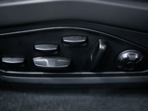 Certified 2020 Porsche Taycan Turbo S image 17