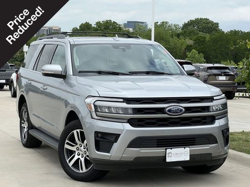 Used 2024 Ford Expedition XLT RWD image 1