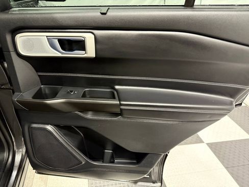 Used 2020 Ford Explorer ST w/ Premium Technology Package image 28