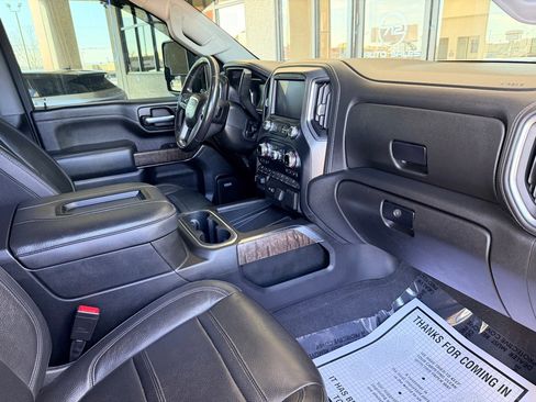 Used 2022 GMC Sierra 2500 Denali AWD/4WD image 23