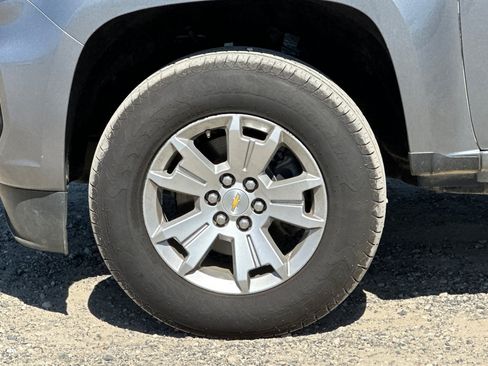 Used 2022 Chevrolet Colorado LT w/ Safety Package AWD/4WD image 23