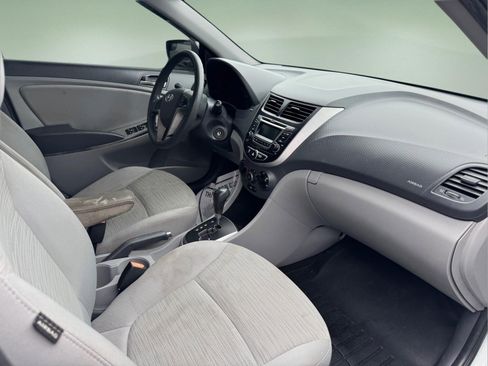 Used 2016 Hyundai Accent SE FWD image 17