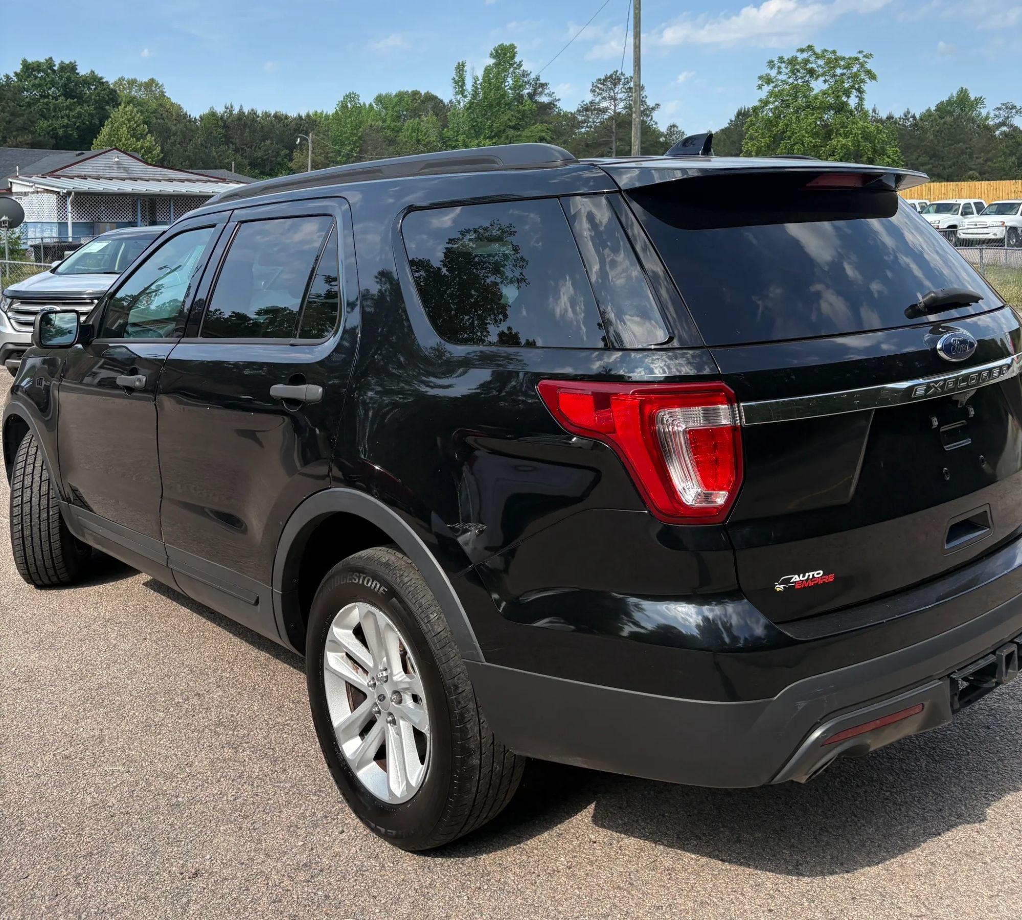 Used 2016 Ford Explorer 4WD image 4