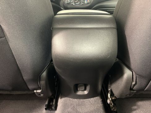 Used 2022 Chevrolet Malibu LS w/ Driver Confidence Package II FWD image 32