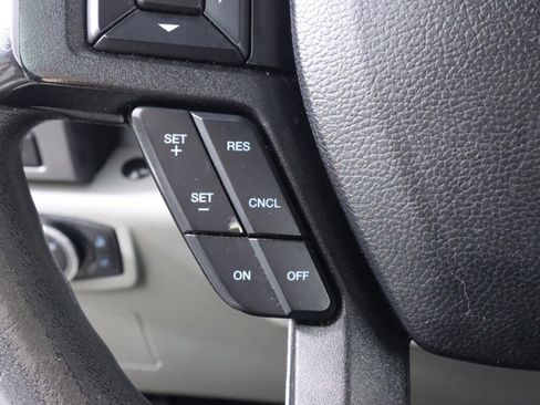 Used 2017 Ford F150 XLT w/ Trailer Tow Package image 14