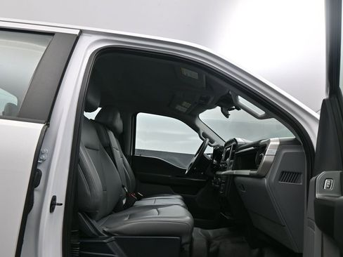 Used 2021 Ford F150 XL w/ Trailer Tow Package image 10