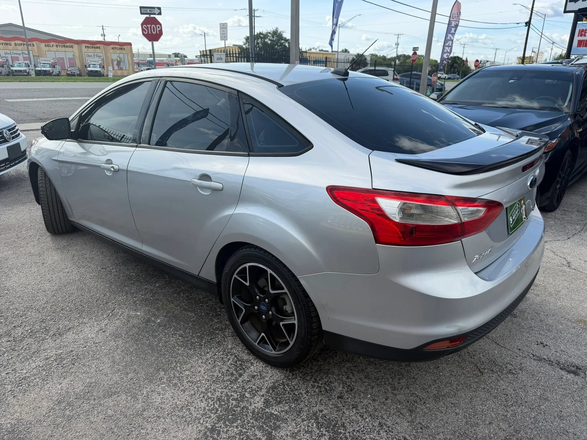 Used 2014 Ford Focus SE w/ Equipment Group 201A FWD image 6