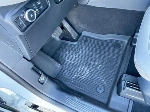 Used 2025 Ford Explorer Active w/ Active Comfort Package image 24