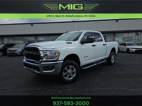 Used 2024 RAM 2500 Big Horn w/ Safety Group image 1