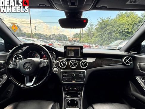 Used 2016 Mercedes-Benz CLA 250 4MATIC image 17