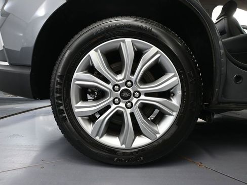 Used 2024 Ford Edge Titanium AWD/4WD image 14