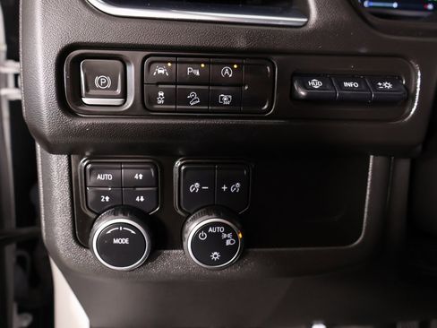 Used 2023 Chevrolet Tahoe High Country w/ Premium Package 2 image 8