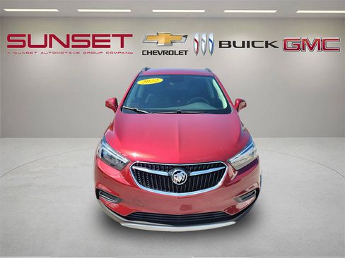 Certified 2022 Buick Encore Preferred w/ Safety Package FWD image 2