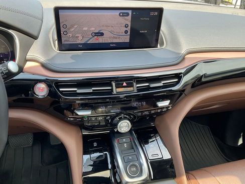 Certified 2024 Acura MDX SH-AWD w/ Technology Package image 14