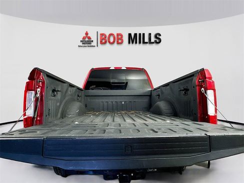 Used 2018 Ford F250 Lariat w/ Lariat Value Package image 26