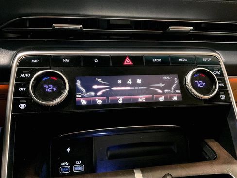 Used 2023 Genesis GV80 2.5T w/ Prestige Package AWD/4WD image 26