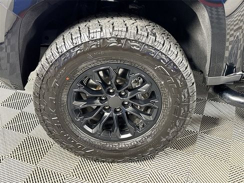 Used 2015 Chevrolet Colorado Z71 image 31