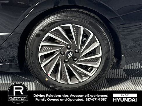 New 2026 Hyundai Sonata Limited image 8
