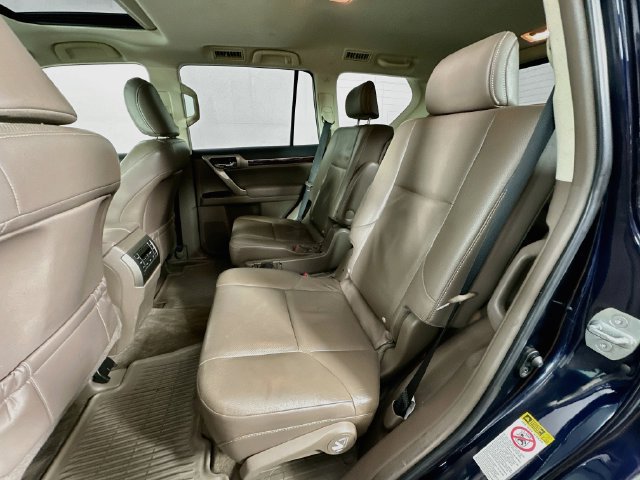 Used 2017 Lexus GX 460 AWD/4WD image 23
