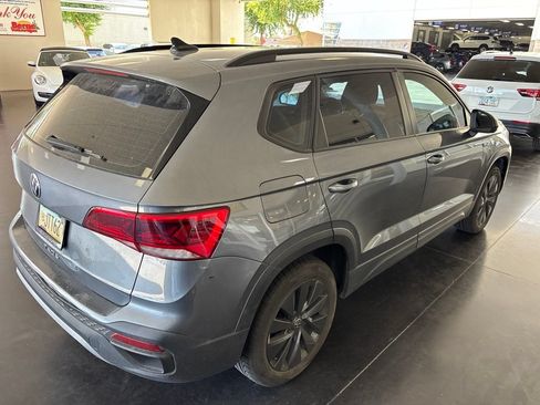 Used 2022 Volkswagen Taos S FWD image 4