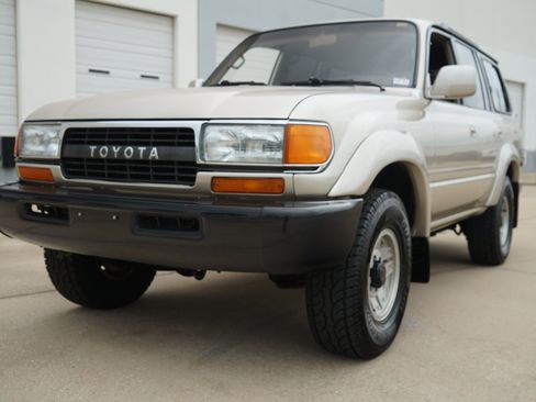 Used 1992 Toyota Land Cruiser AWD/4WD image 3