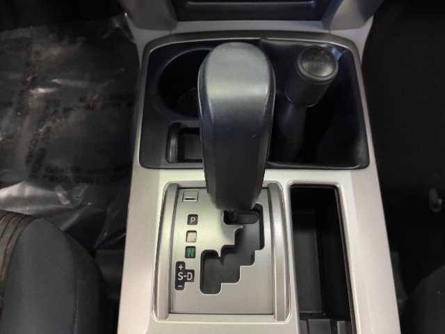 Used 2011 Toyota 4Runner SR5 AWD/4WD image 21