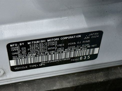 Used 2024 Mitsubishi Outlander SE AWD/4WD image 12