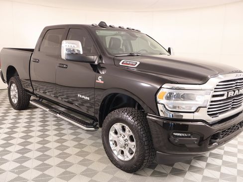 Used 2023 RAM 2500 Laramie AWD/4WD image 1