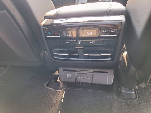 Certified 2025 Acura MDX FWD image 32