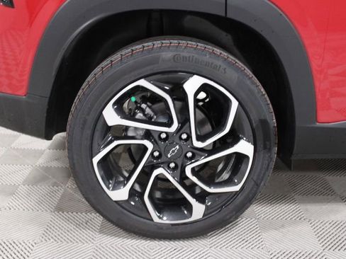 New 2026 Chevrolet Trax RS w/ Sunroof Package FWD image 42