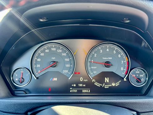 Used 2020 BMW M4 Coupe w/ Executive Package image 15