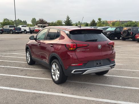 Used 2022 Buick Encore GX Preferred w/ Cold Weather Comfort Package AWD/4WD image 3
