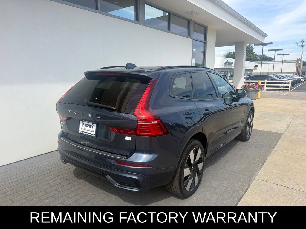 Used 2024 Volvo XC60 T8 Plus w/ Protection Package Premier AWD/4WD image 5