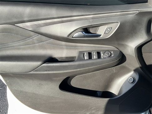 Used 2024 Buick Envista Sport Touring w/ Convenience I Package image 11