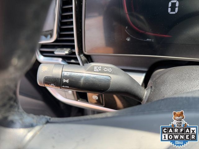 Used 2024 Kia Sportage EX FWD image 12