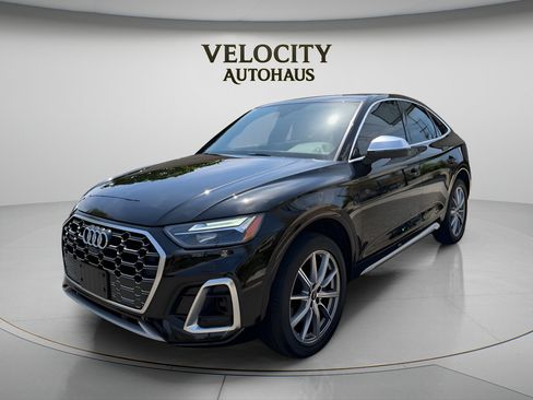 Used 2022 Audi SQ5 Premium Plus w/ Premium Plus Package AWD/4WD image 3