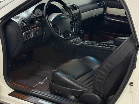 Used 2003 Ford Thunderbird RWD image 8